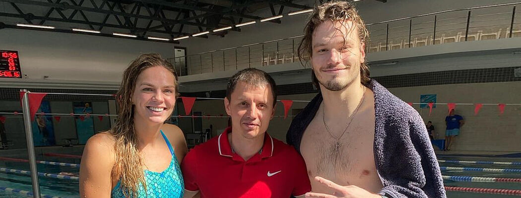 Сергачев плавает с Ефимовой, Овечкин-младший барабанит, а Ермаков приобщается к аниме-культуре. Веселое межсезонье продолжается