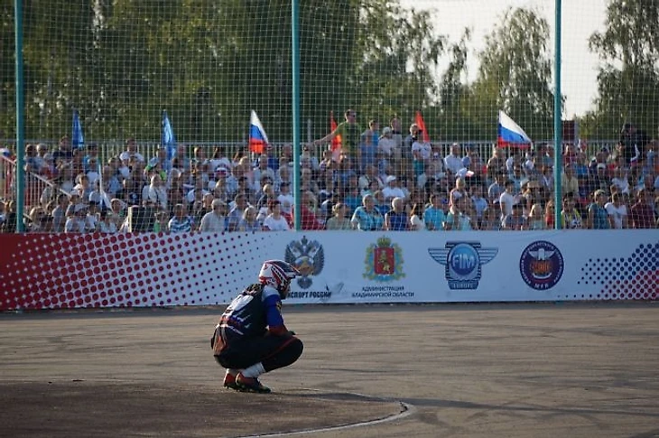 Алексей Семёнов, отбивший очередной удар