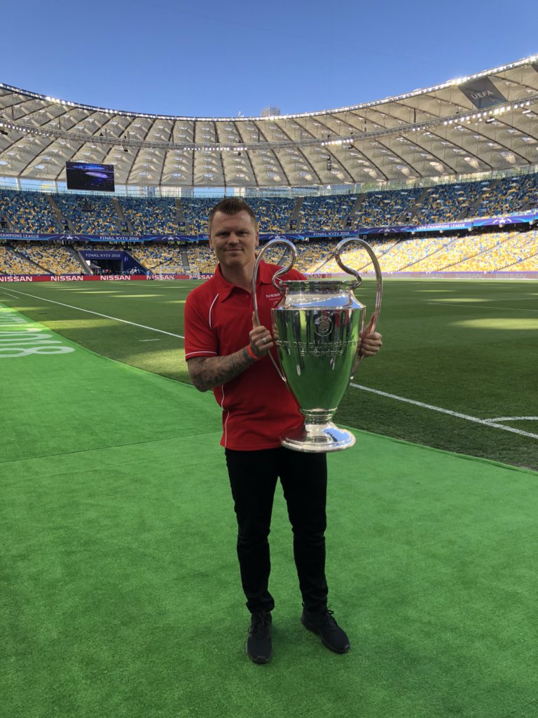 Кубок Лиги чемпионов прибыл на «Олимпийский»