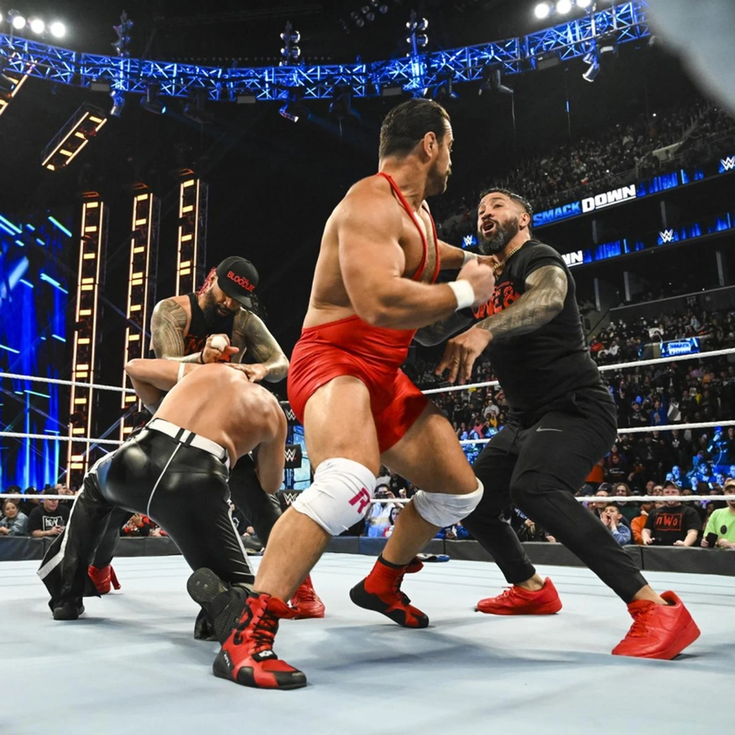 Обзор WWE Friday Night SmackDown 25.03.2022, изображение №2