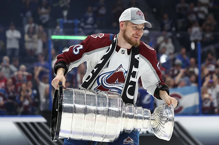 Valeri Nichushkin re-signs with Avalanche for 8 years | FOX31 Denver