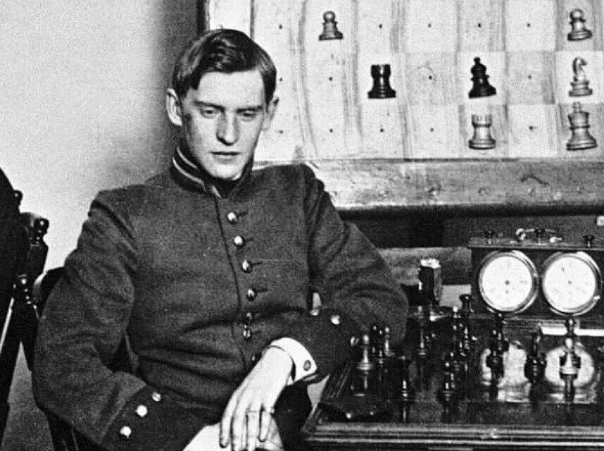 Шахматист алехин биография личная жизнь википедия