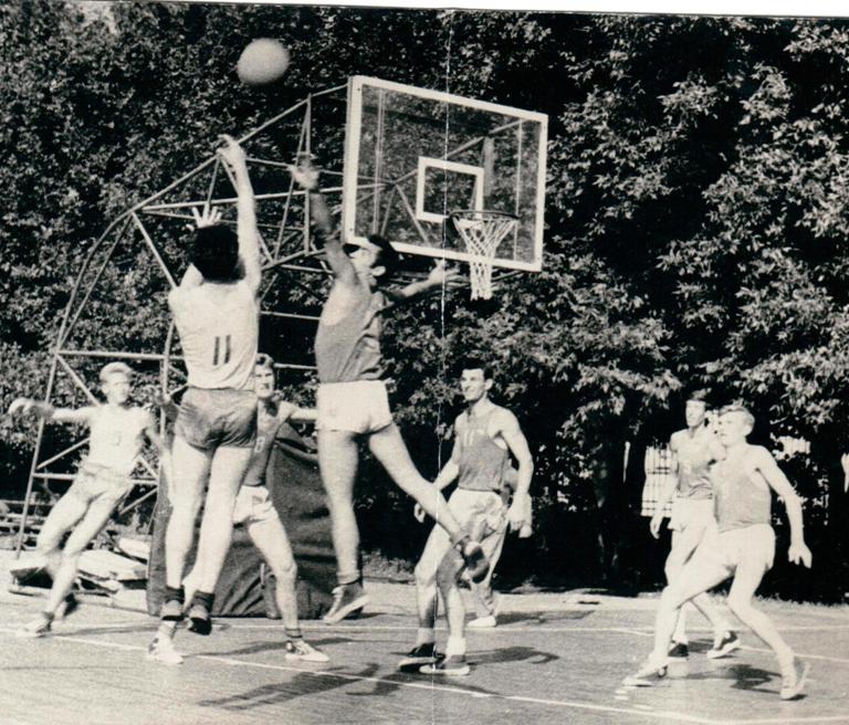 Иркутский баскетбол 60-х: Ангарск и Черемхово в ударе