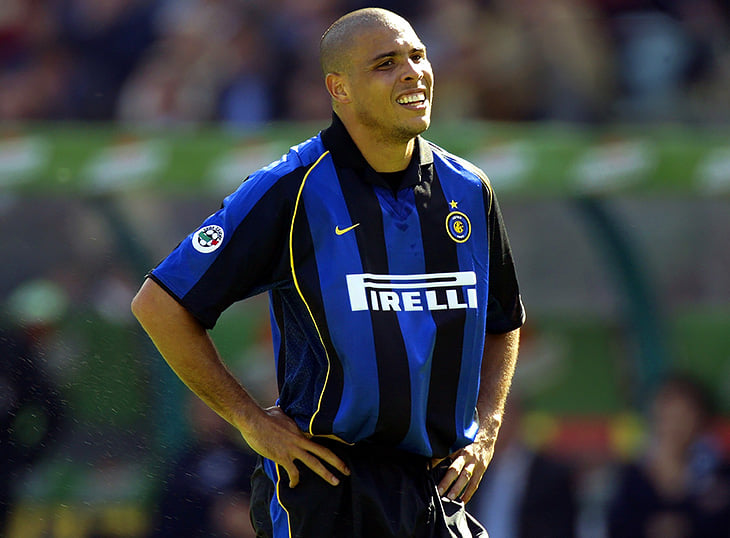 Величайшая развязка серии А-2002: «Интер» дважды за 90 минут выходил в лидеры, но пропустил вперед «Юве» и «Рому»