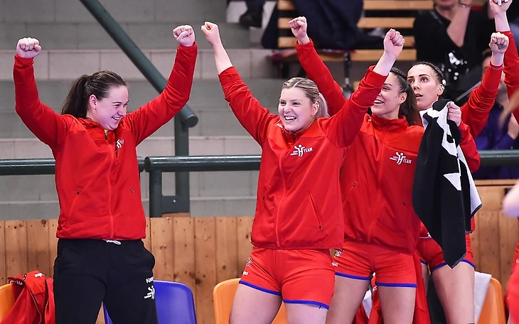 ЧЕ-2022. Десять лет спустя: олимпийские чемпионки из Франции проиграли сборной Чехии и другие сюрпризы, изображение №1