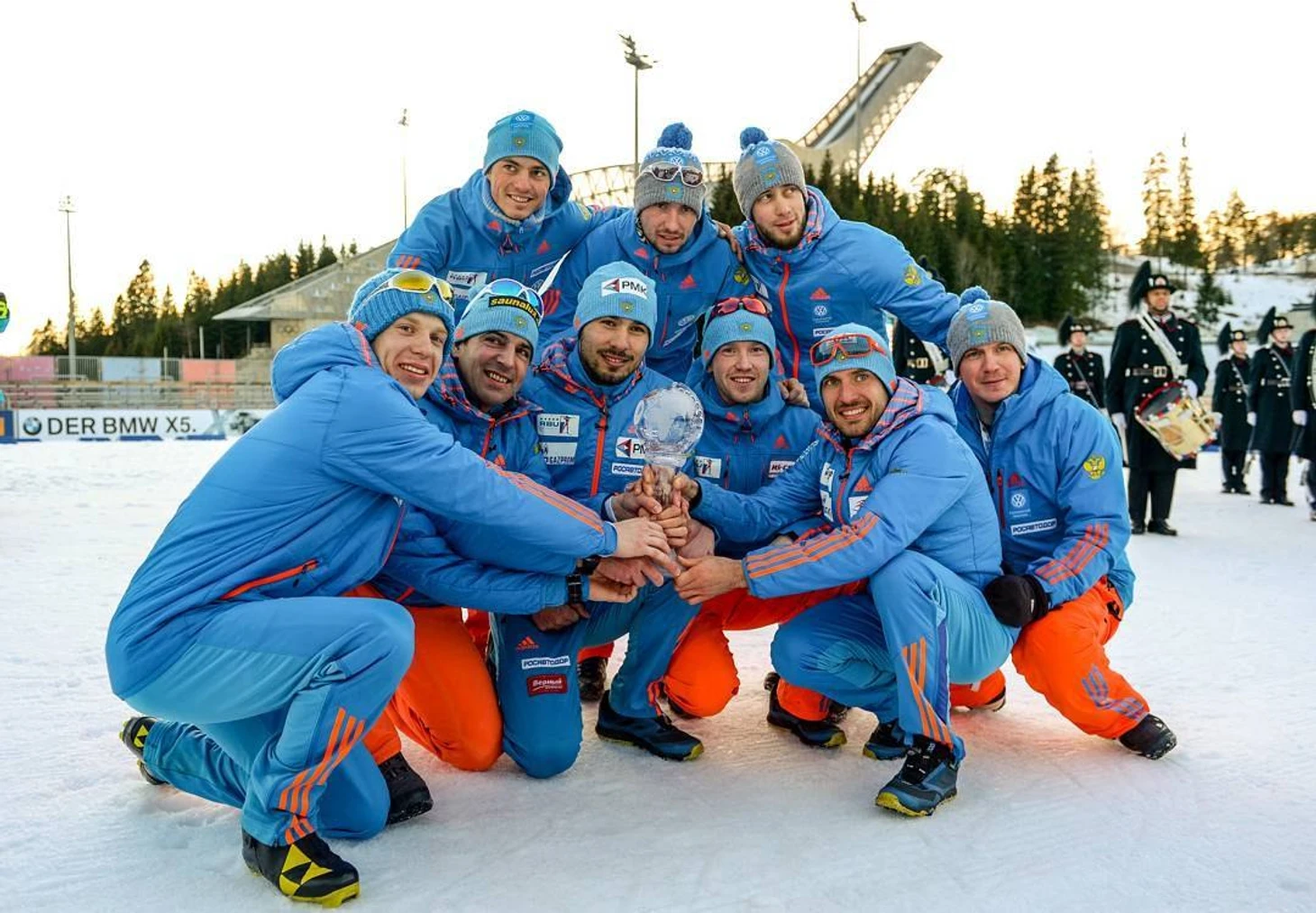 https://photobooth.cdn.sports.ru/preset/post/b/12/dc303b810493b954c7c9fc107d37e.jpeg