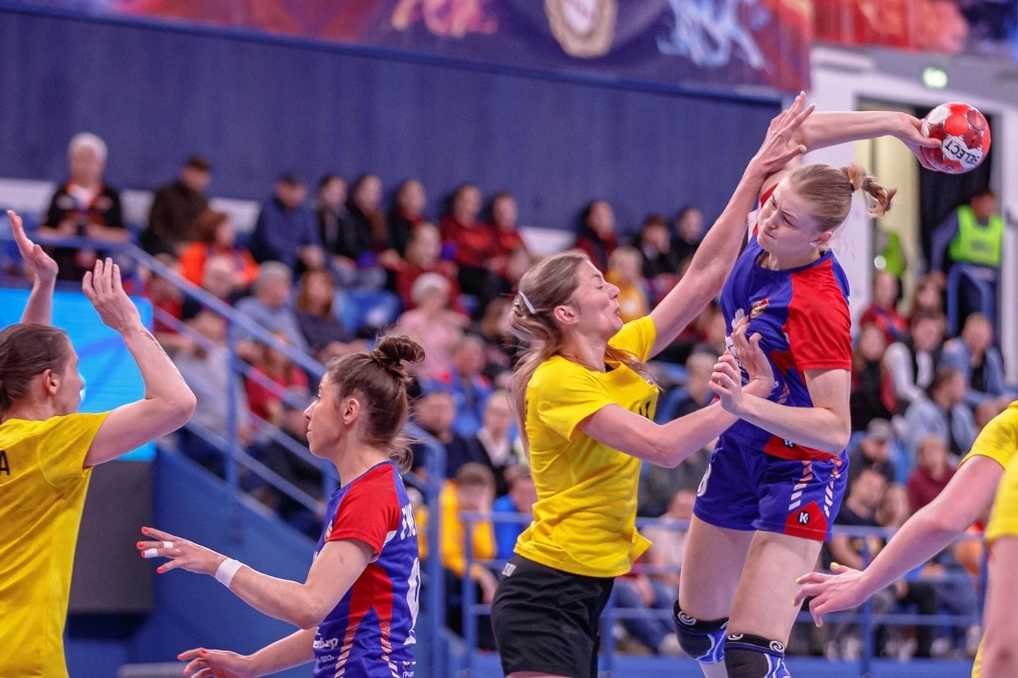 Olimpbet Cуперлига. "Динамо" в первом тайме прикоснулось к мечте, а Володьков не пожалел Зотина, изображение №3