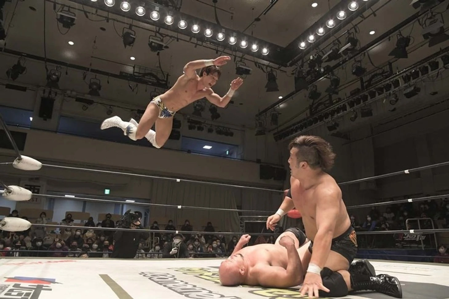 Обзор DDT/BJW Toshikoshi Pro-Wrestling 2020 Shuffle Tag Tournament 31.12.2020, изображение №13