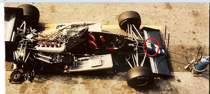 &quout;Голый&quout; Ligier JS29