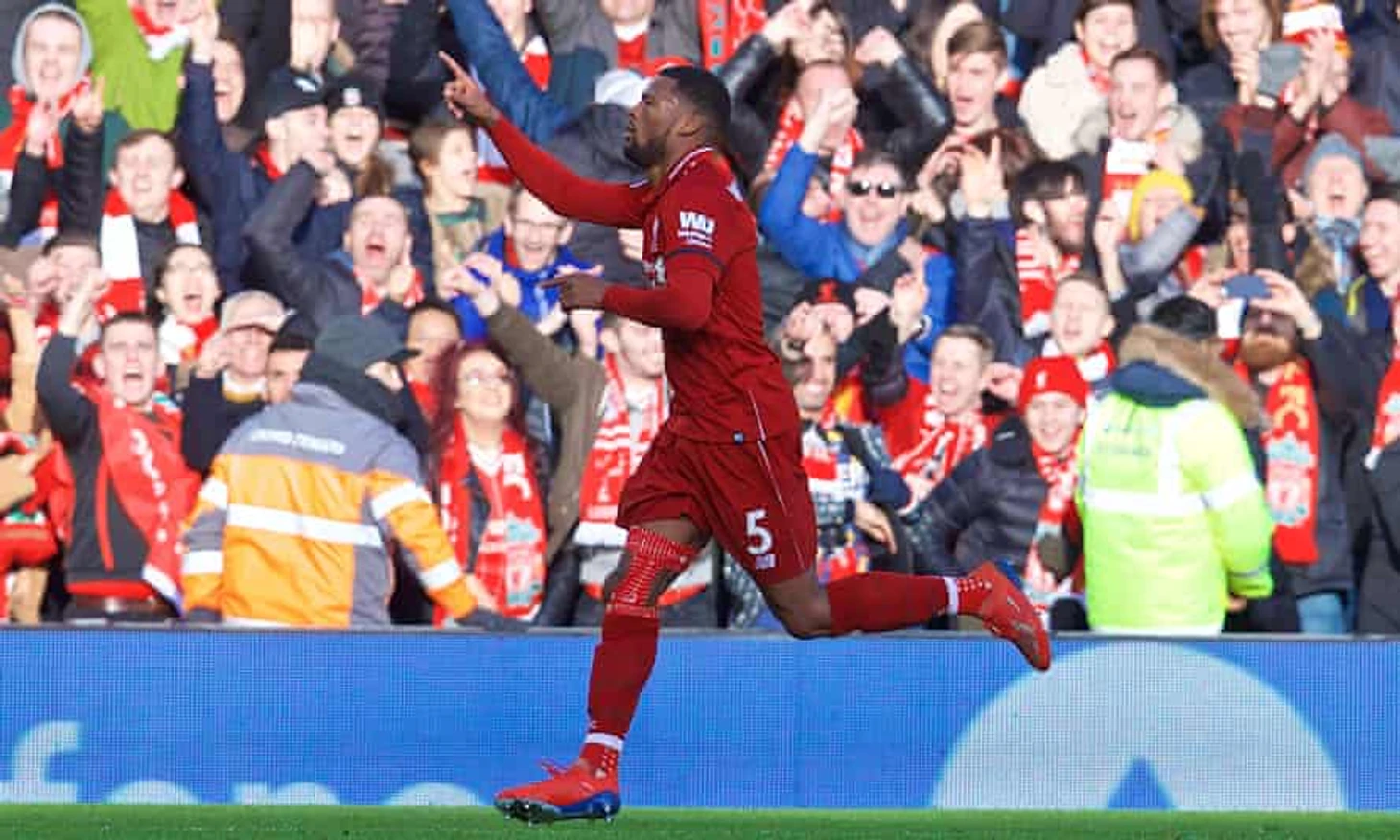 Джинни Вейналдум