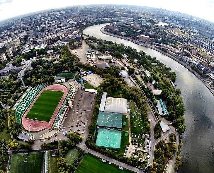 Стрельцова