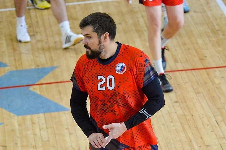 Первая лига. Михаил Чипурин: "Даём молодёжи возможность продолжить заниматься любимым делом", изображение №1