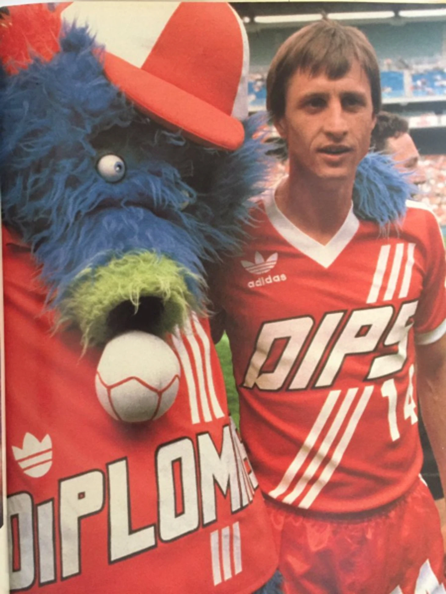 https://photobooth.cdn.sports.ru/preset/post/b/39/7e6162d5747eb85cb16f07a31bec3.png