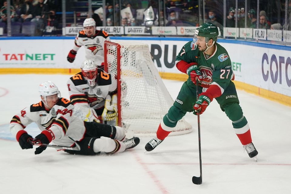 «Авангард» вырвал победу на 59-й минуте: хватило дальних бросков и траффика на пятачке