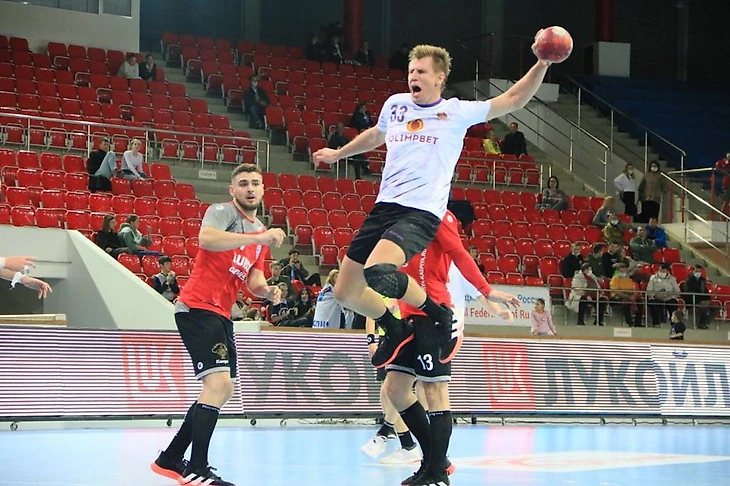 Чемпионат России. 20 месяцев 20-кратных. Чеховцам придется потратиться на галстук, изображение №3