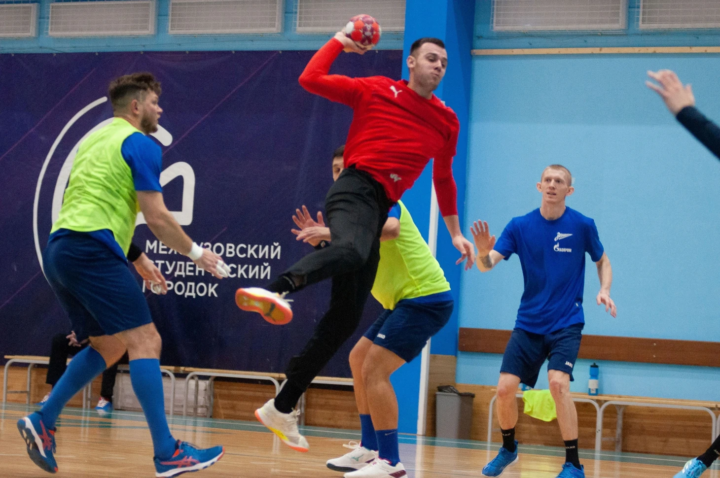 SEHA-Gazprom League. Андрей Климовец: "Если бы не сложилось с "Зенитом" — уехал бы в Израиль!", изображение №4