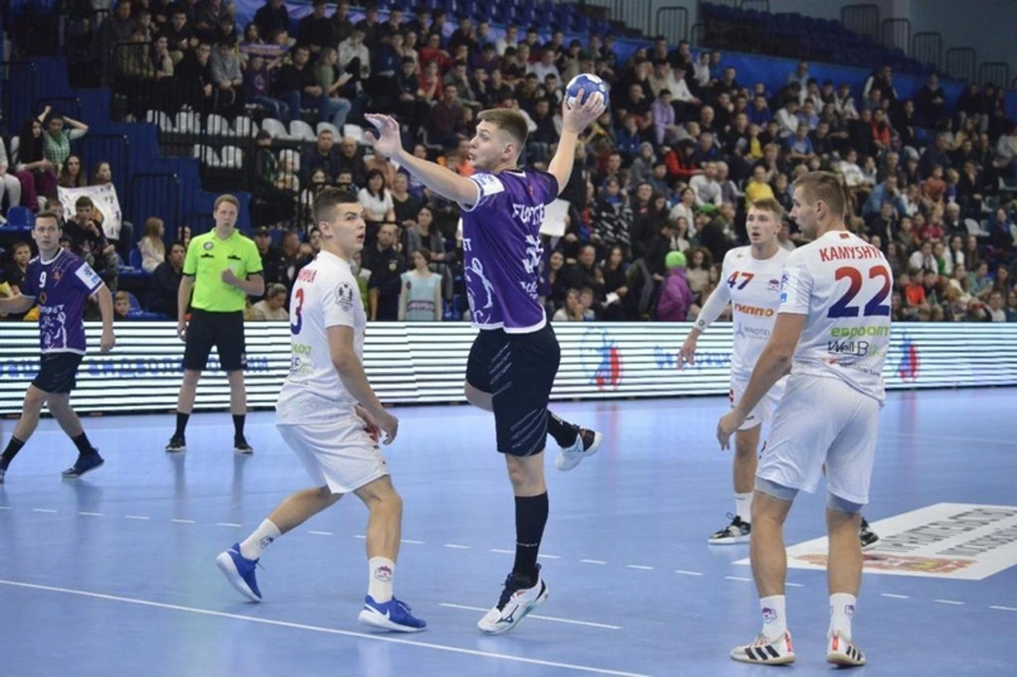 SEHA-Gazprom League. Дивизион "Восток". В матче открытия было всё! Кроме сенсации, изображение №1