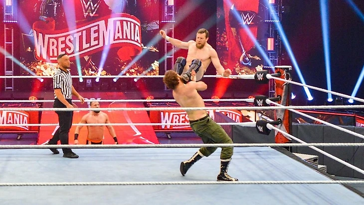 Обзор 1-го дня WWE WrestleMania 36 2020., изображение №15