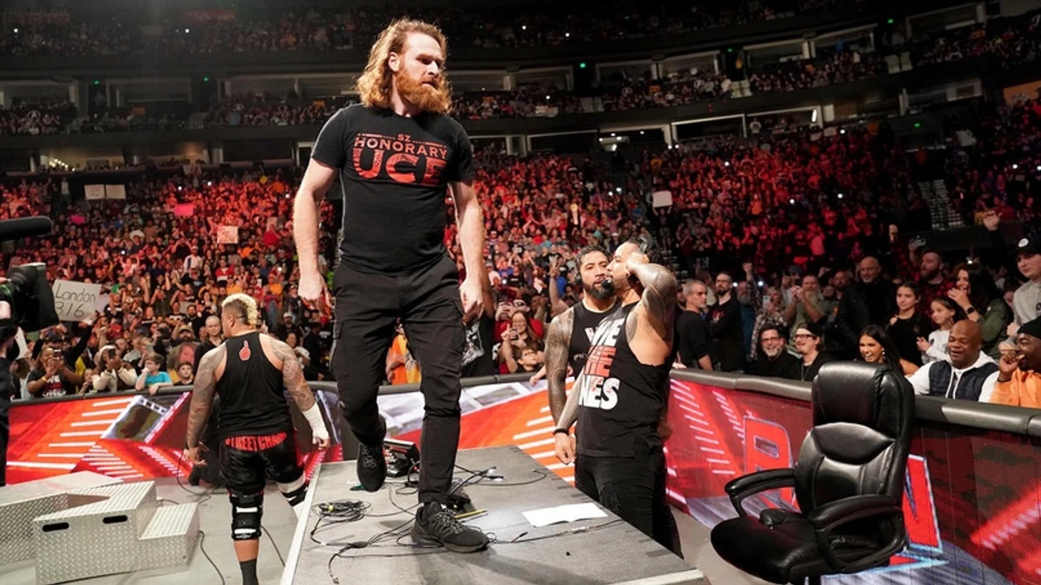 Обзор WWE Monday Night RAW 02.01.2023, изображение №2