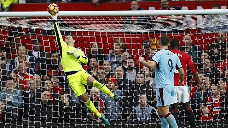 хитон спасает