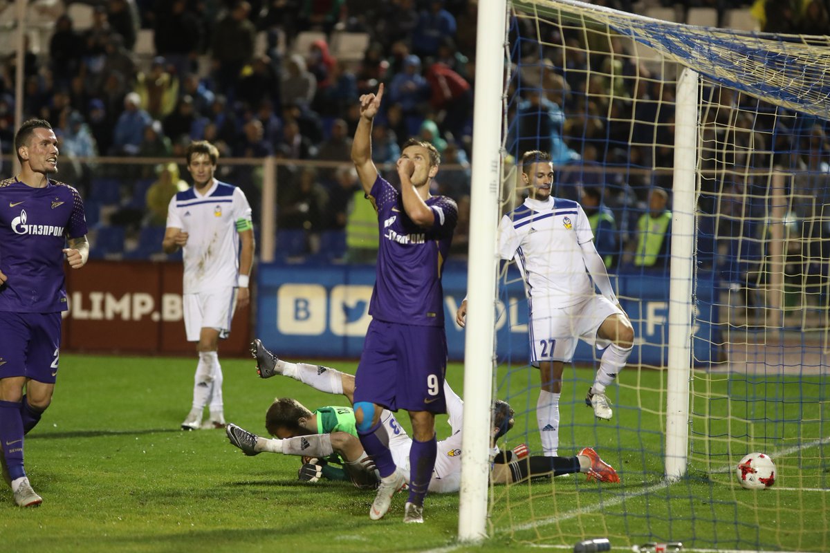 Без тени надменности. «Зенит» устроил мастер-класс в Астрахани