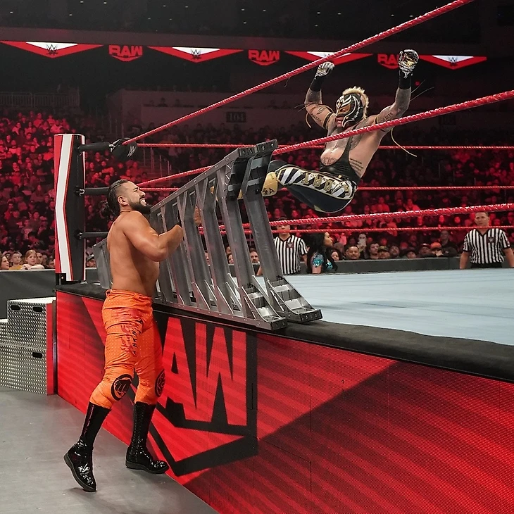 Обзор WWE Monday Night RAW 20.01.2020, изображение №8