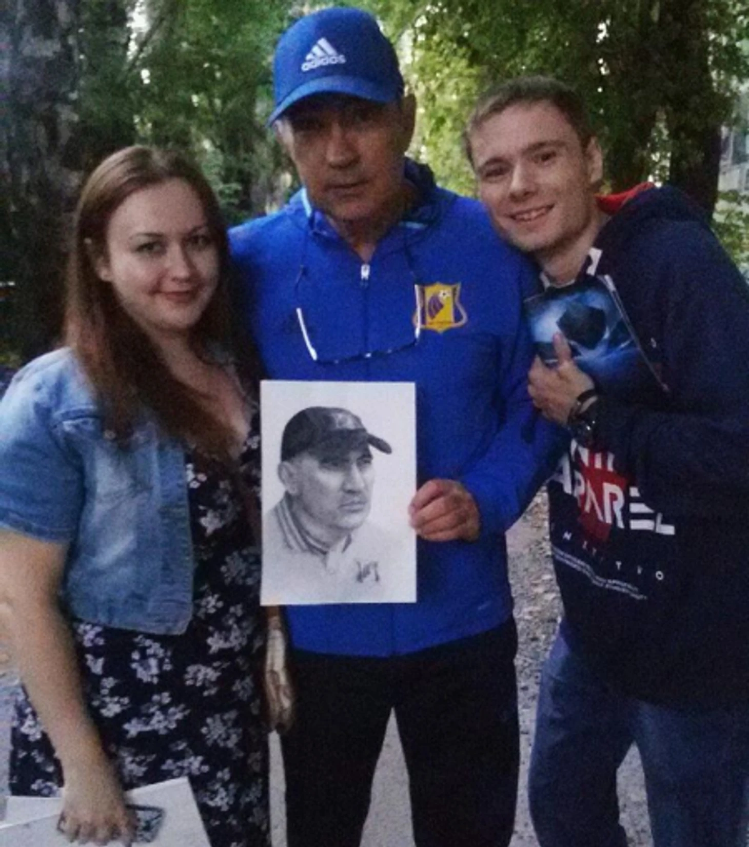 https://photobooth.cdn.sports.ru/preset/post/b/87/65a1d1345401fbc070cdb0df91e57.png