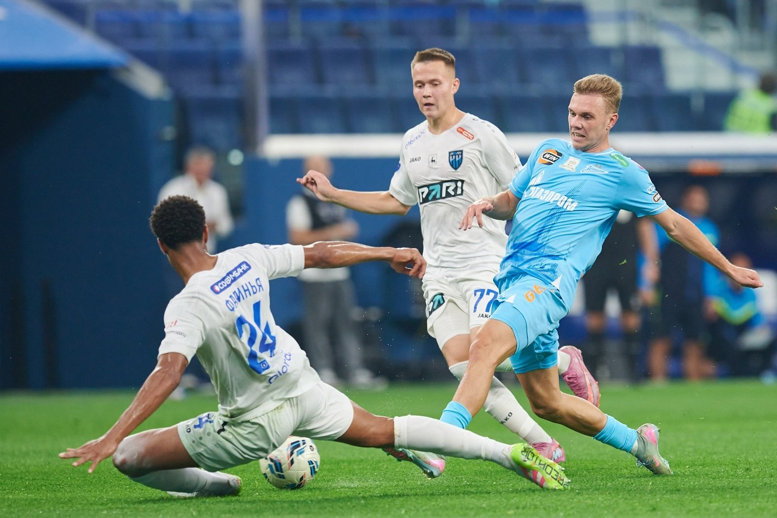 РПЛ: «Пари НН» — «Зенит»: шансы команд на победу в матче 16 тура 23 ноября 2025 года