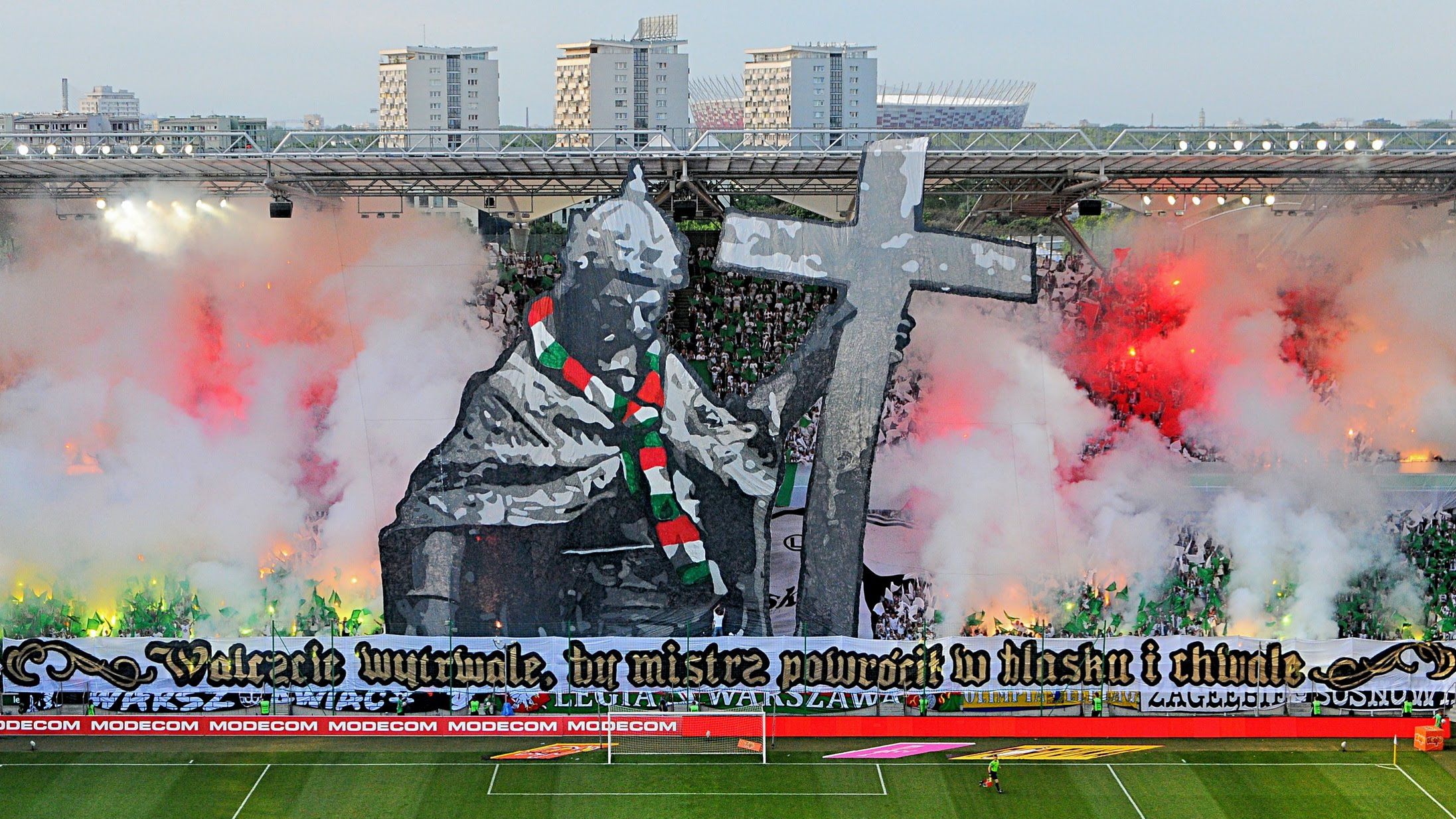 Представляем соперника: Legia Ultras. Часть 2: приход Черчесова и фанатский  заряд от президента Польши в раздевалке - 100% фанатский стиль! - Блоги  Sports.ru