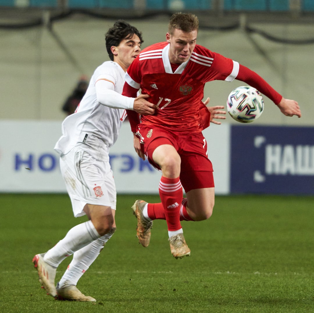 К че. Россия обыграла Испанию. Fin vs Rus Futbol. Чемпионат России показать на 10 дней вперед что когда они будут играть.