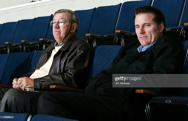 Сноу и Эл Албор