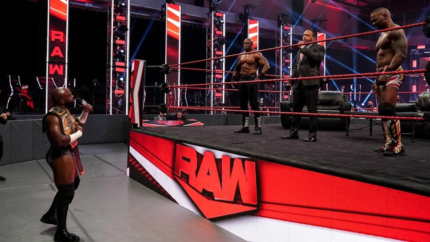 Обзор WWE Monday Night RAW 10.08.2020, изображение №9