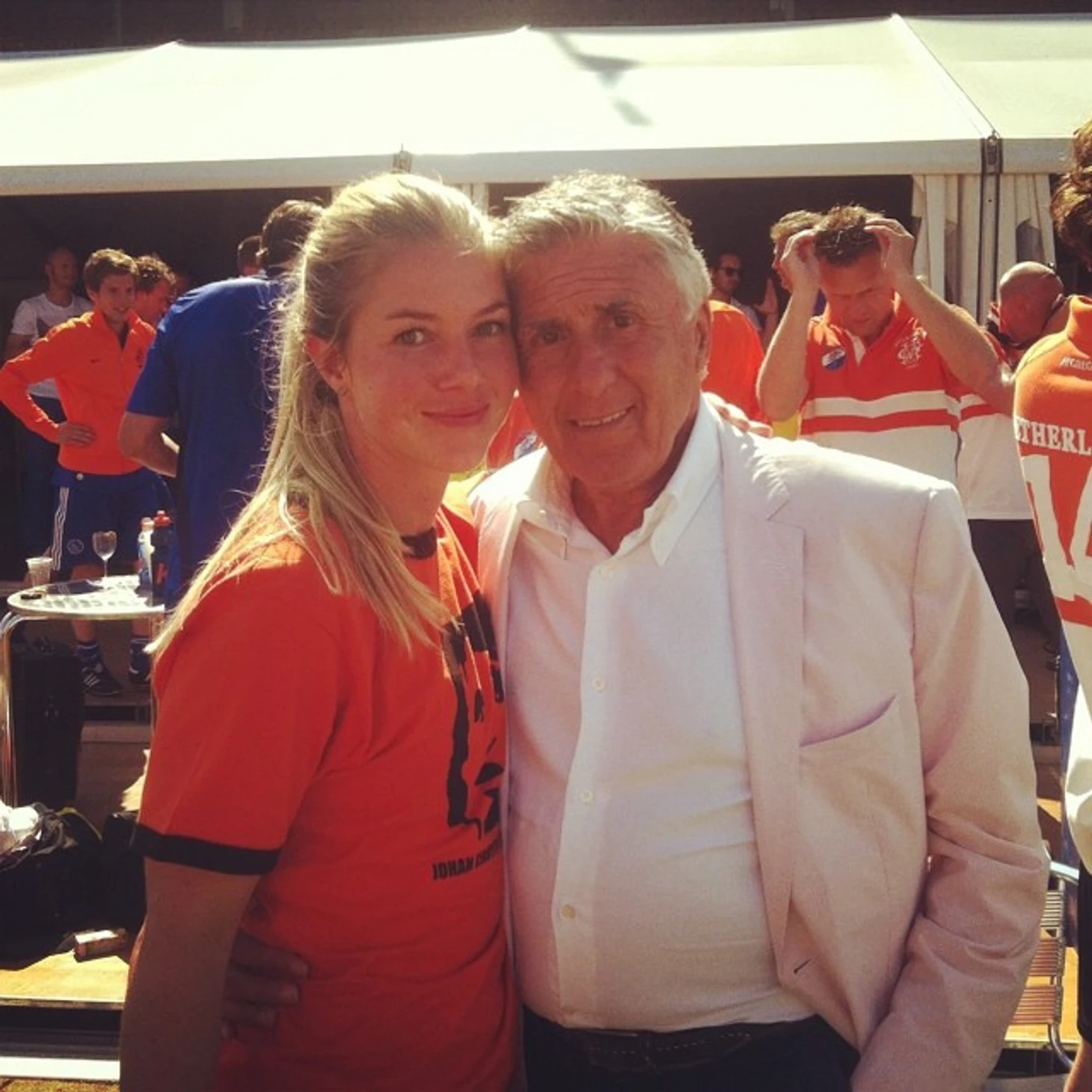 https://photobooth.cdn.sports.ru/preset/post/b/9e/a145689894b668946b48a4c956068.png