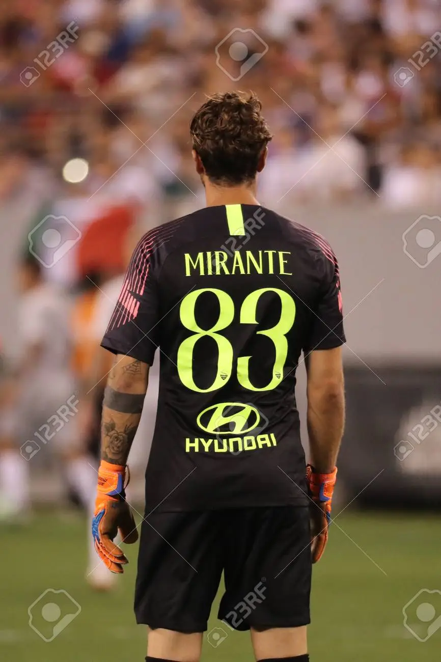 С Днем рождения бро…Ветеран в строю