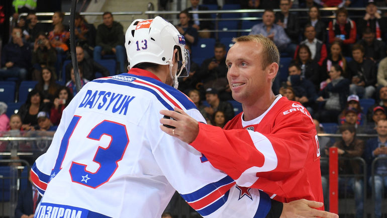 Глушаков: «Клюшкой Овечкина не играю. Берегу»