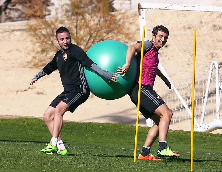 Зоран Тошич и Алан Дзагоев