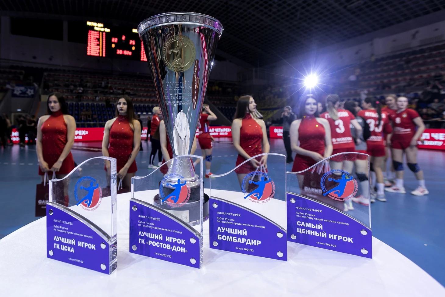 Совершеннолетний Кубок России возвращается домой. История побед "Ростова" и медалей "Лады", изображение №2