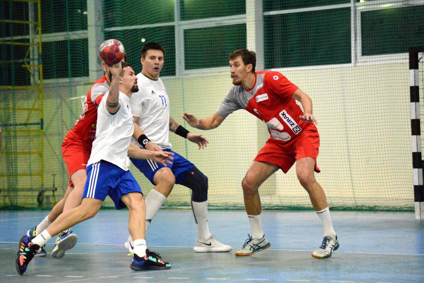 Чемпионат России. Неутешительный турнир. Как спастись "Каустику", или Миссия невыполнима, изображение №1