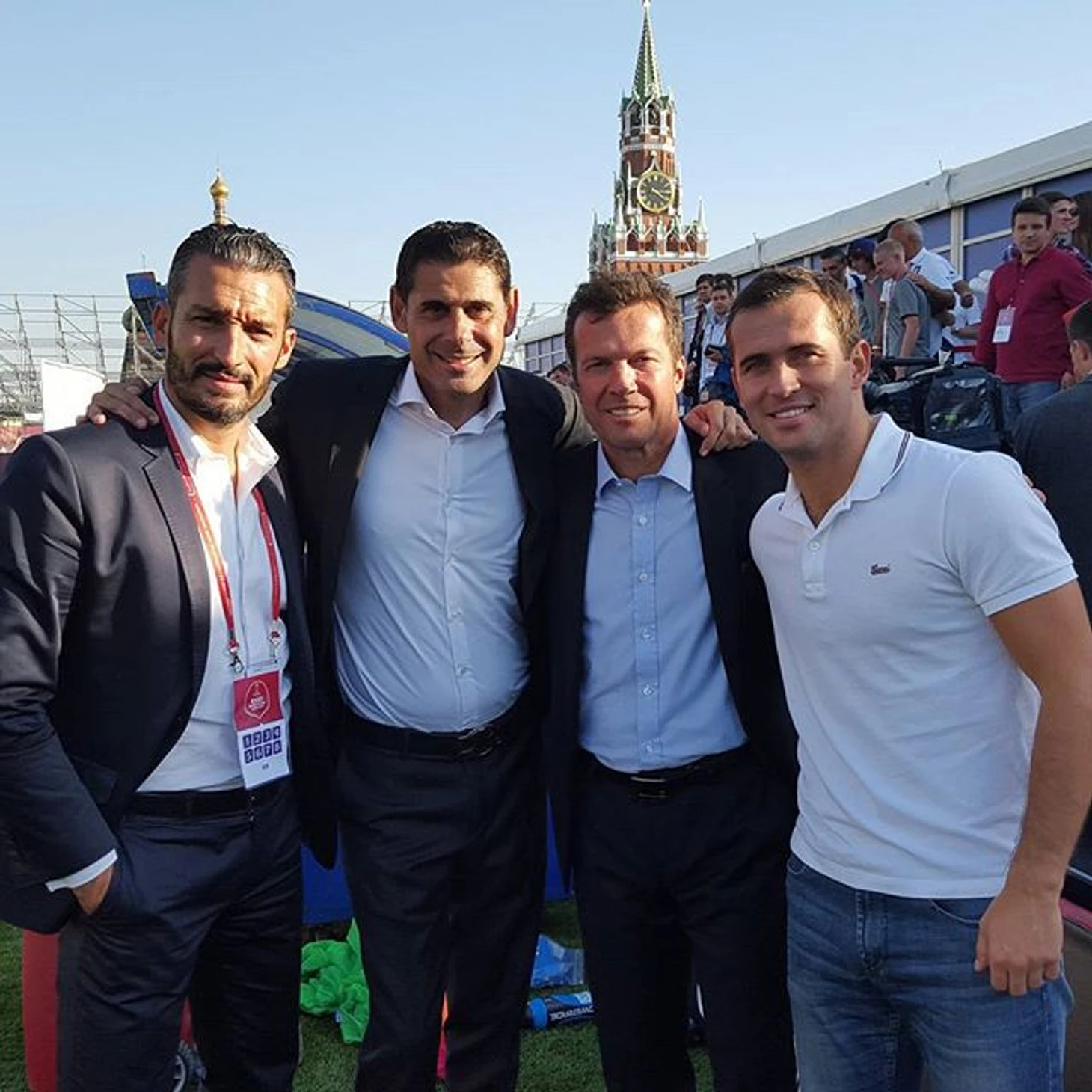 https://photobooth.cdn.sports.ru/preset/post/b/ba/44dcef80c460b9e9930133157ace8.jpeg
