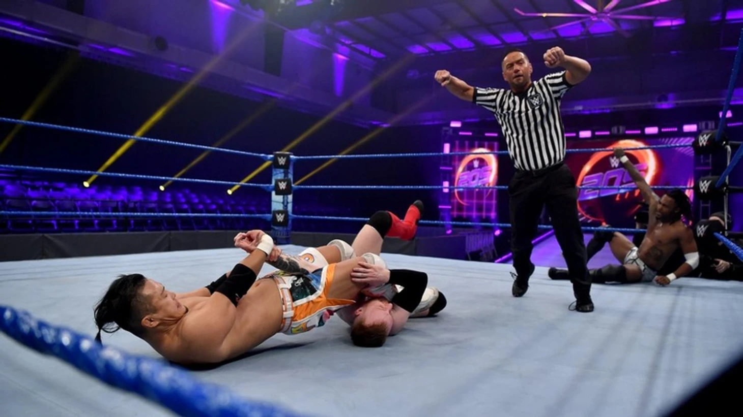 Обзор WWE 205 Live 13.03.2020, изображение №9
