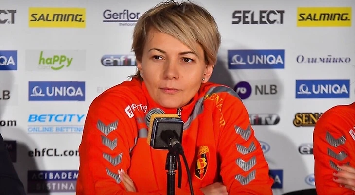 Ирина Дибирова в журнале "Быстрый центр". Жена Тимура, изображение №4