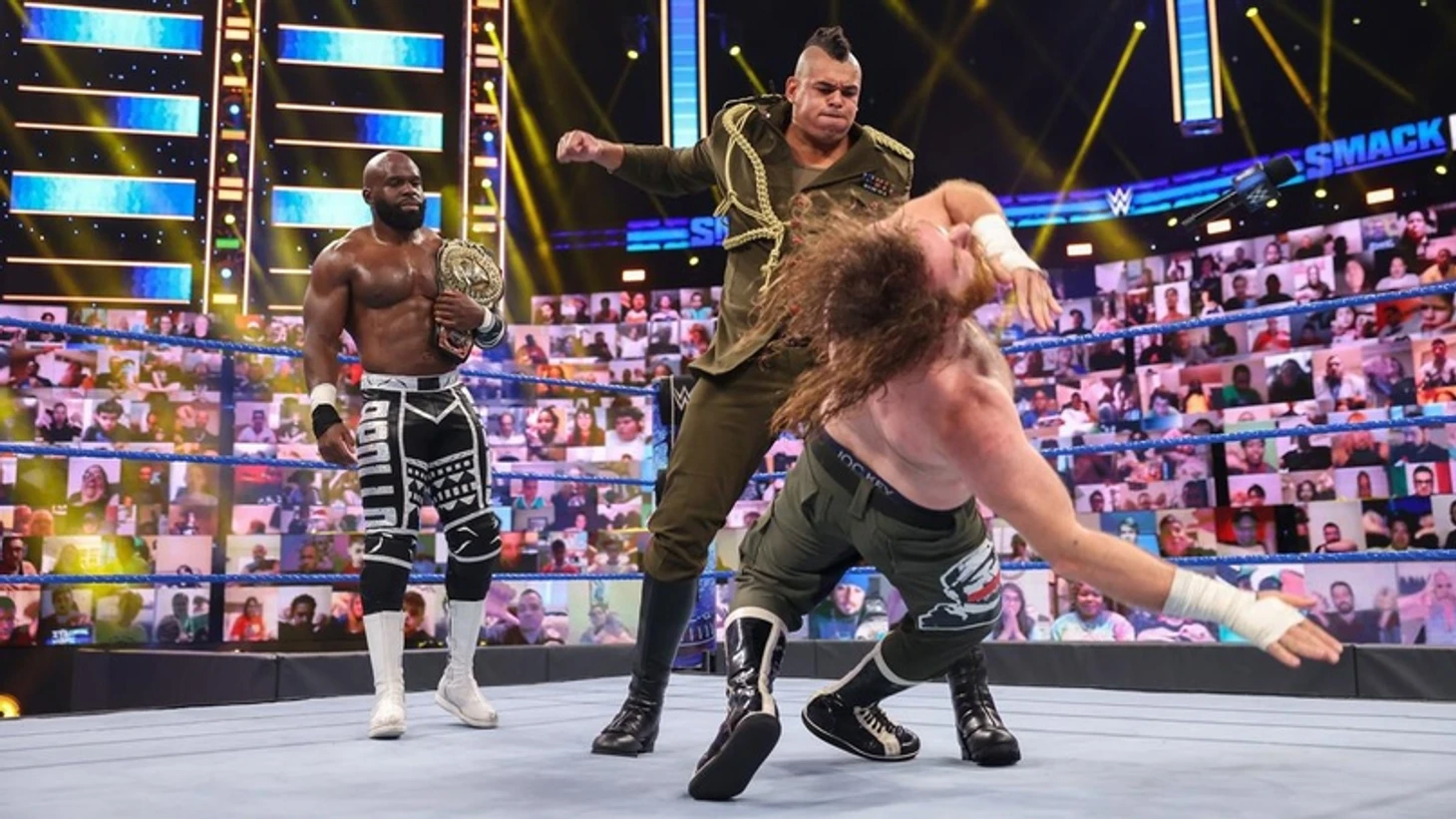Обзор WWE Friday Night Smackdown 11.06.2021, изображение №7
