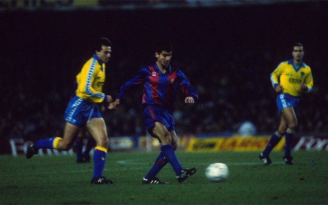 16 декабря 1990 года Пеп Гвардиола дебютировал за «Барселону»