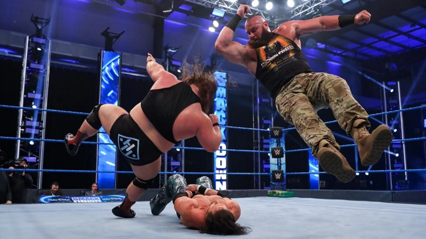 Обзор WWE Friday Night Smackdown 15.05.2020, изображение №25