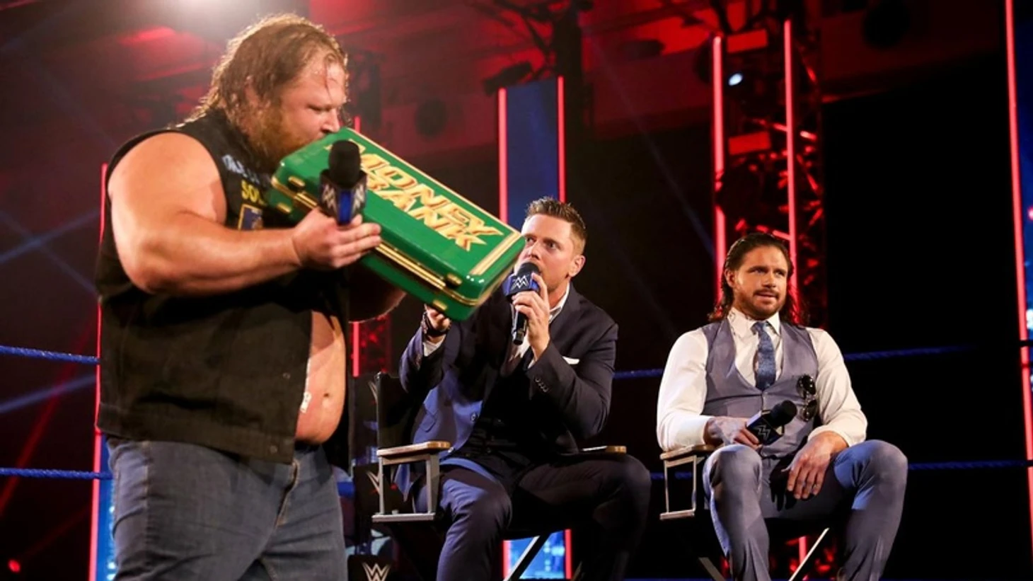 Обзор WWE Friday Night Smackdown 15.05.2020, изображение №4