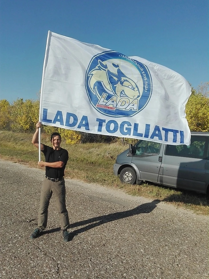 Фанатские истории. "Лада". Роман Папин: собственный автобус, конфликт с клубом и вахты при минус 70, изображение №3