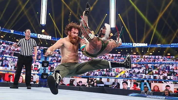 Обзор WWE Friday Night Smackdown 04.12.2020, изображение №12