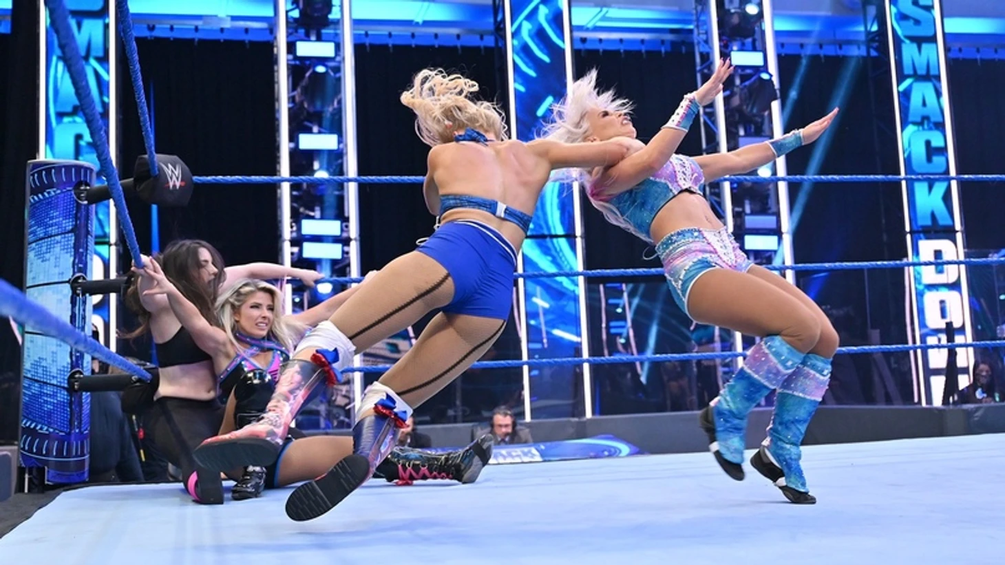 Обзор WWE Friday Night Smackdown 26.06.2020, изображение №9
