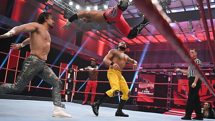 Обзор WWE Monday Night RAW 23.03.2020, изображение №4