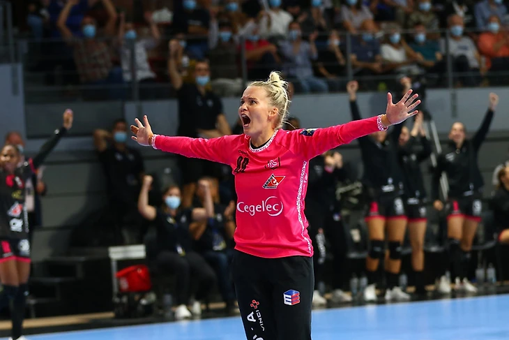 Delo Лига чемпионов. Голод Ангелы, сэйвы Тофт, дебют Бруны, вера в Рю и преображение звездных норвежек, изображение №3